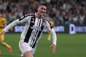 bsport-米体：霍伊伦总价高达4500万欧，米兰仍在考虑引进弗拉霍维奇